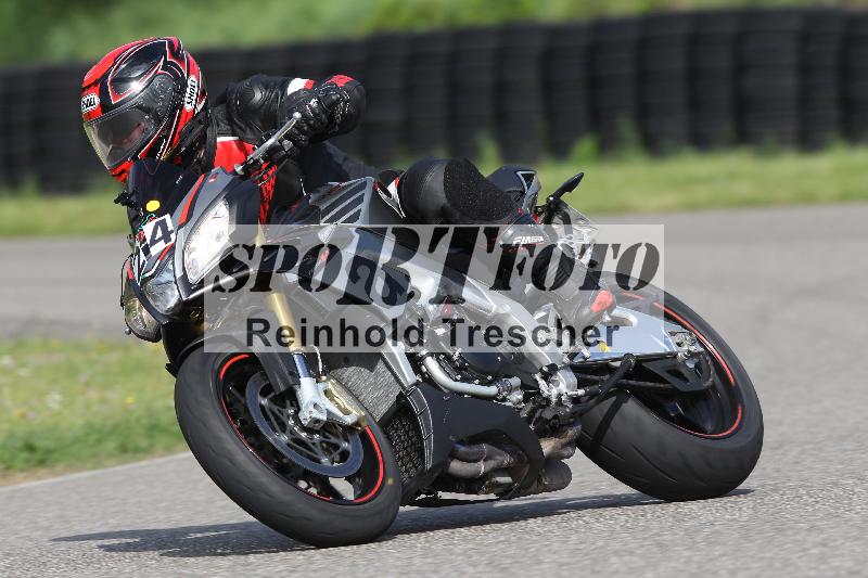 Archiv-2025/10 23.04.2025 Cornu Master School ADR/gruen-vert/24